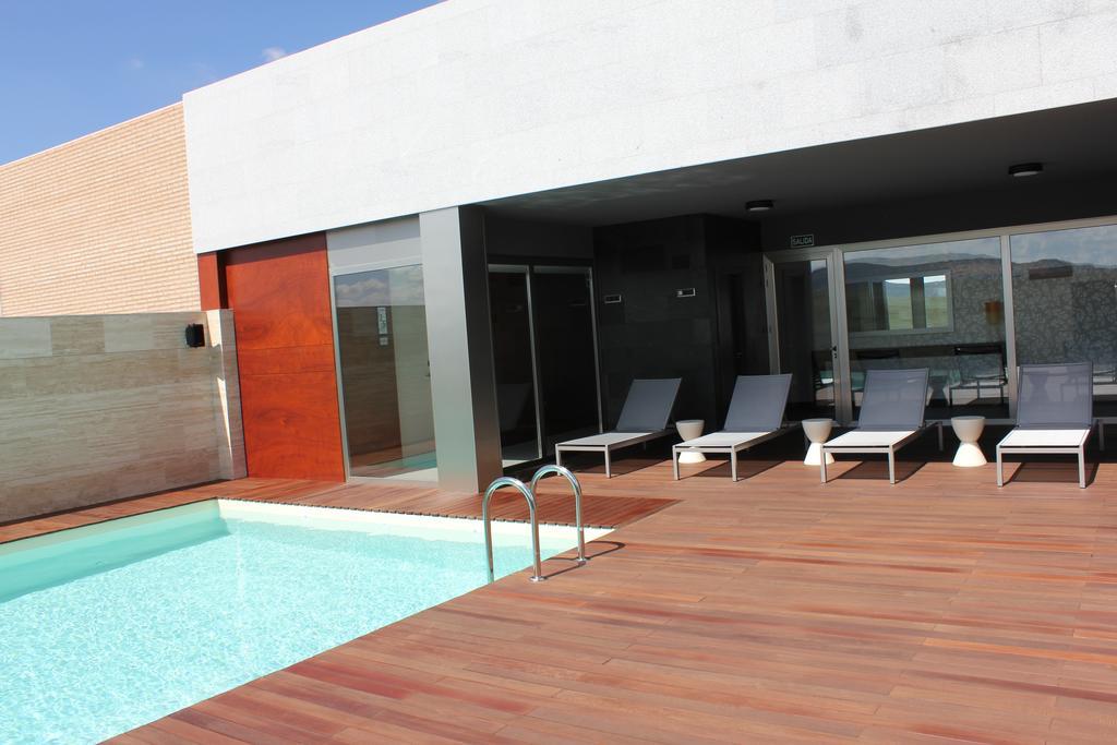 Escuderos Hotel Cruz Argamasilla de Calatrava ภายนอก รูปภาพ