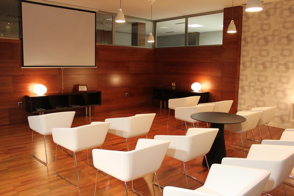 Escuderos Hotel Cruz Argamasilla de Calatrava ภายนอก รูปภาพ
